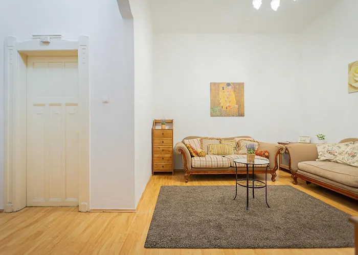 Jackquaters Silver 公寓