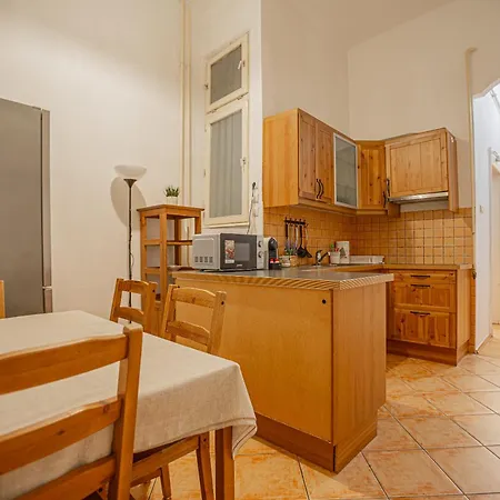 Jackquaters Silver * Boedapest