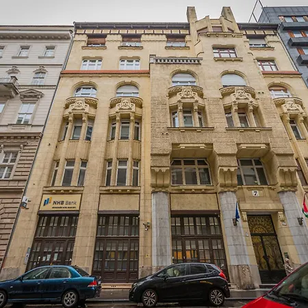 Jackquaters Silver * Budapest